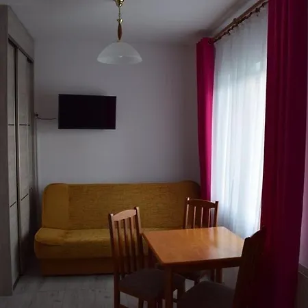 Goscinne U Malgosi Фермерский дом Ярославец