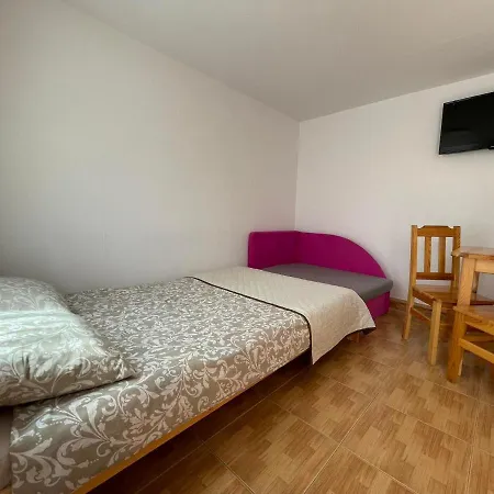 Goscinne U Malgosi Farm stay Jaroslawiec